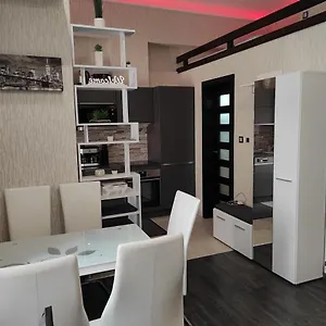 https://corvinus-apartman.inbudapesthotels.com